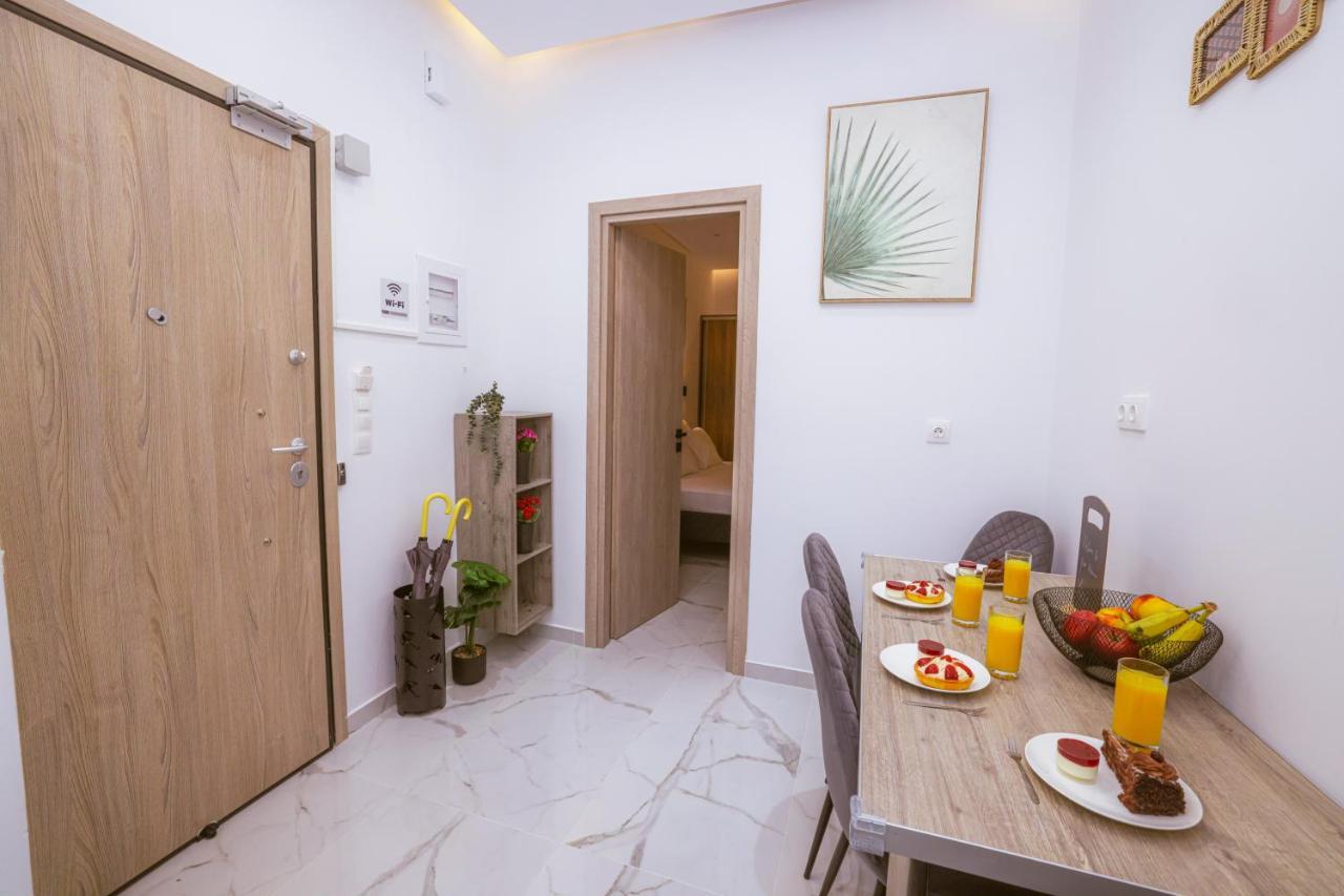 Apollo 2 Bd Jacuzzi Suite Athens Exterior photo